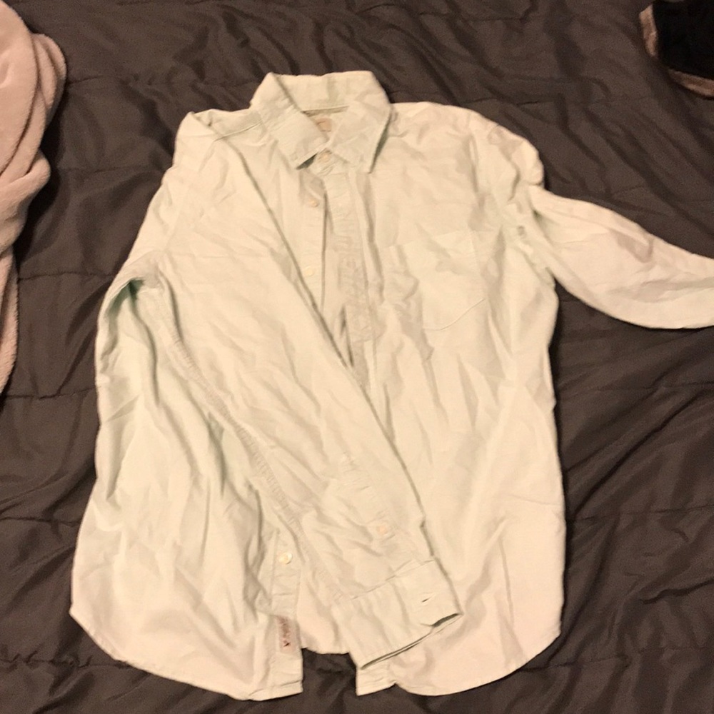 American eagle button down